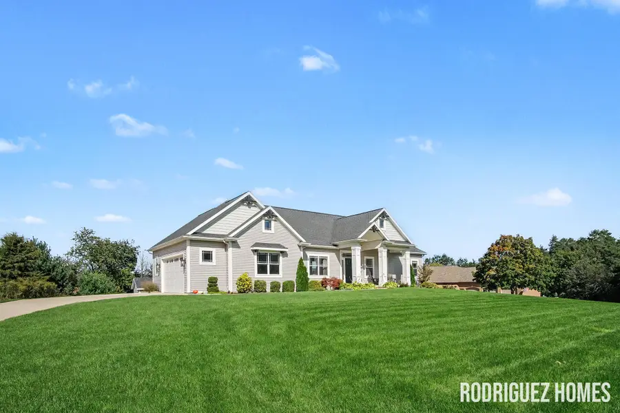 5867 Stonecrop Drive NE, Belmont, MI 49306 - #3