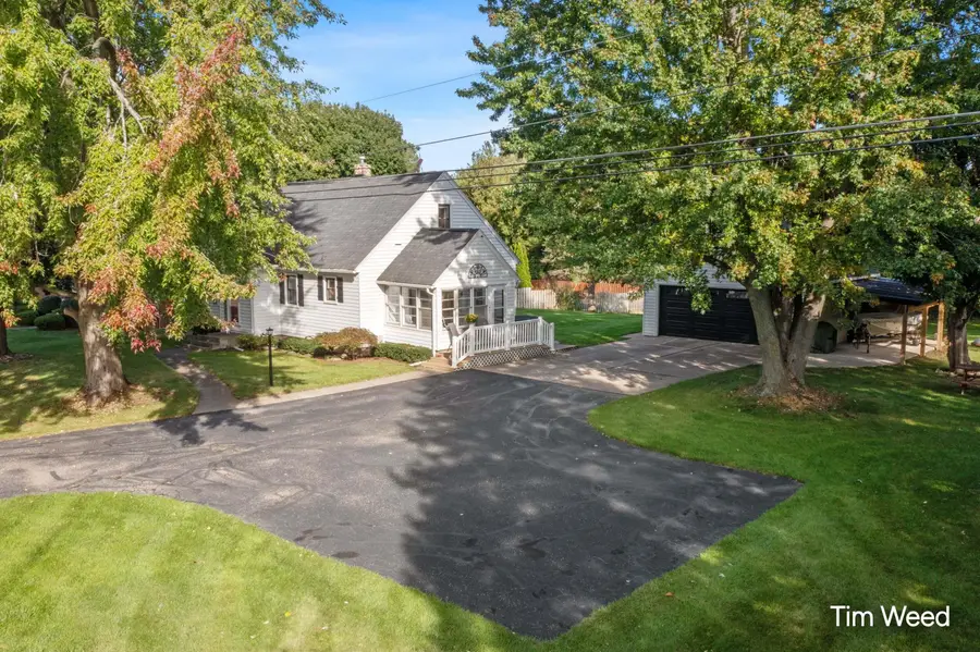 2241 52nd Street SE, Kentwood, MI 49508 - #2
