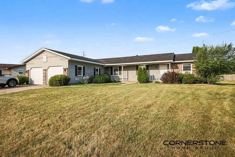 5991 Valley Ln Drive SE, Kentwood, MI 49508 - #2