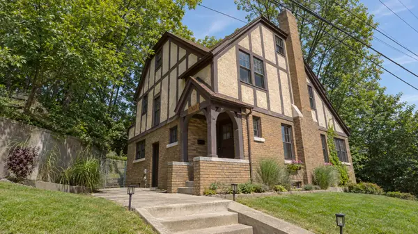 1327 Bridge Street NW, GrandRapids, MI 49504