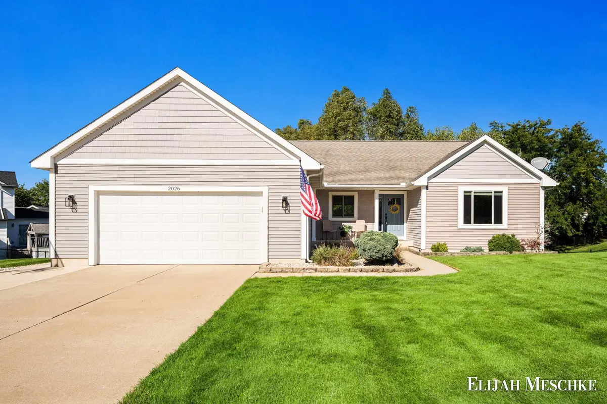 2026 Orchard Ridge Drive NW, Walker, MI 49534 - #1