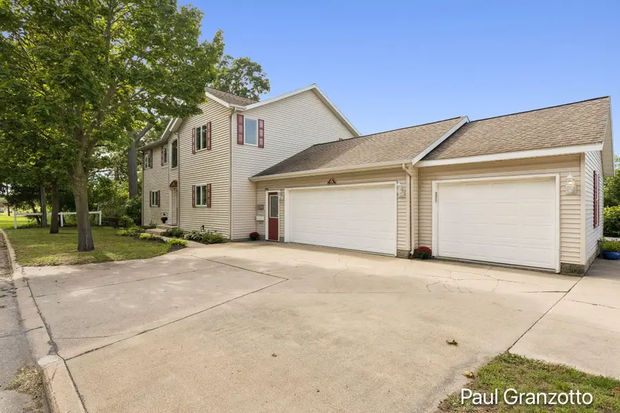 1524 Lakeshore Drive, Muskegon, MI 49441 - #3