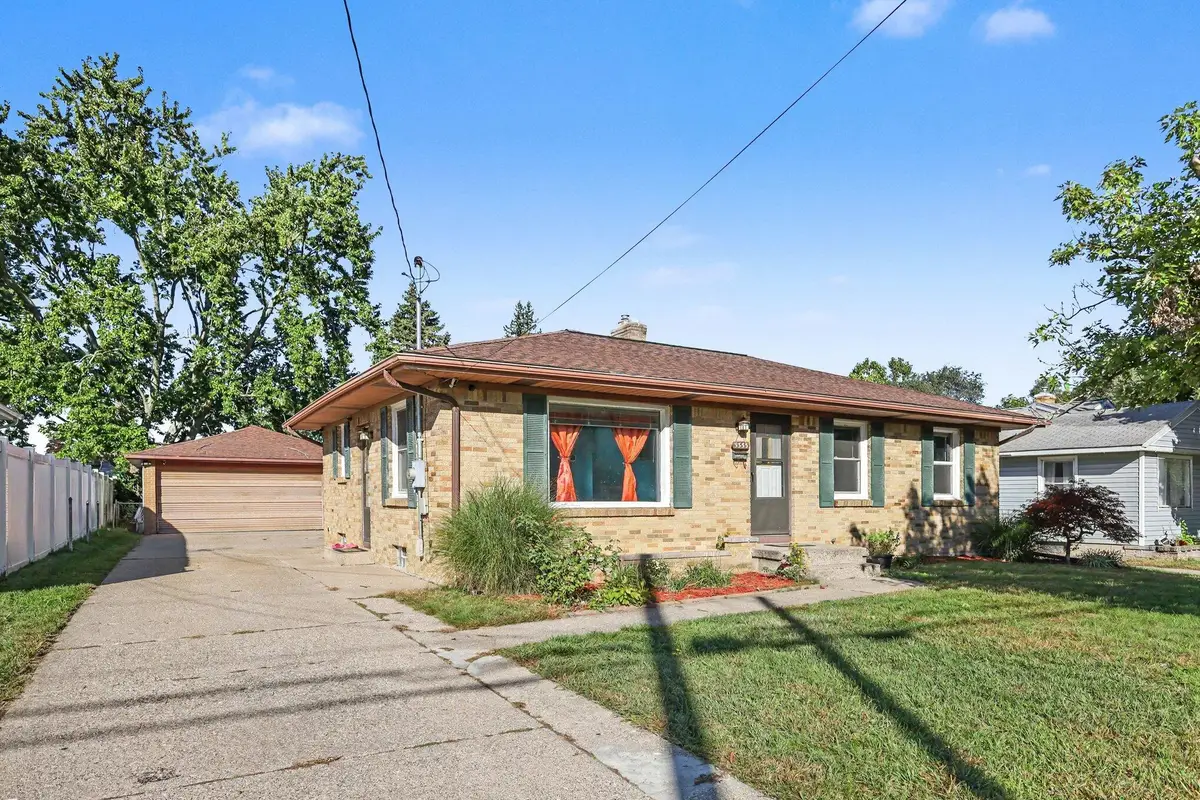 3353 Boone Avenue SW, Wyoming, MI 49519 - #1