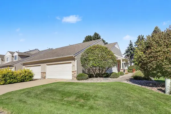 2977 Pebblestone Drive Unit: 6, Hudsonville, MI 49426