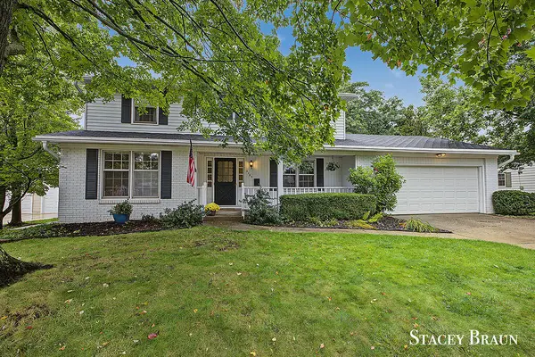 2165 SE Shawnee Drive SE, GrandRapids, MI 49506