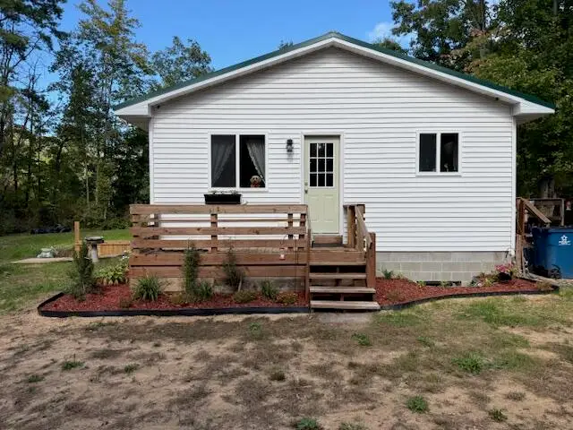 772 N Sycamore Road, Reynolds, MI 49329 - #2