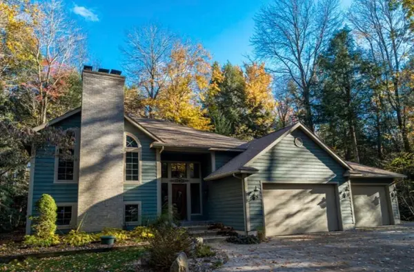 16778 Tall Trees Lane, Nunica, MI 49448