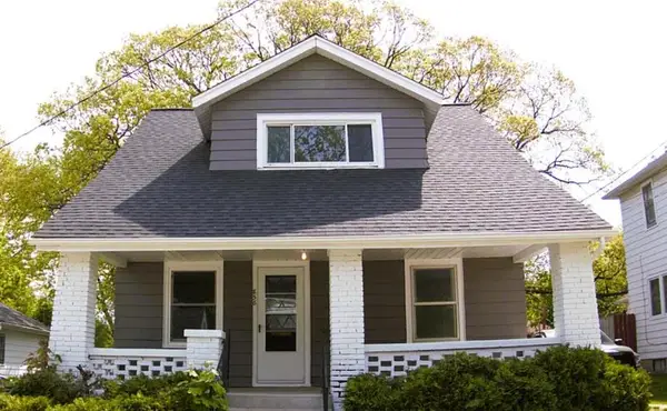 856 Diamond Avenue NE, GrandRapids, MI 49503