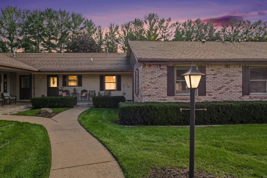 6678 N Wentward Court Building: 9, Hudsonville, MI 49426 - #2