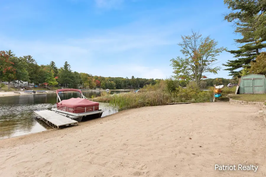 21757 Oak Drive, Pierson, MI 49339 - #3