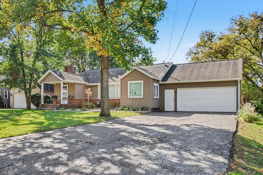 415 Douglas Drive, Decatur, MI 49045 - #2