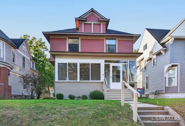 1318 Wealthy Street SE, GrandRapids, MI 49506