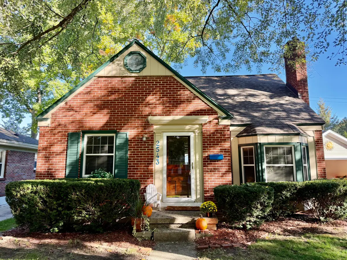 2543 Richards Drive SE, Grand Rapids, MI 49506 - #1