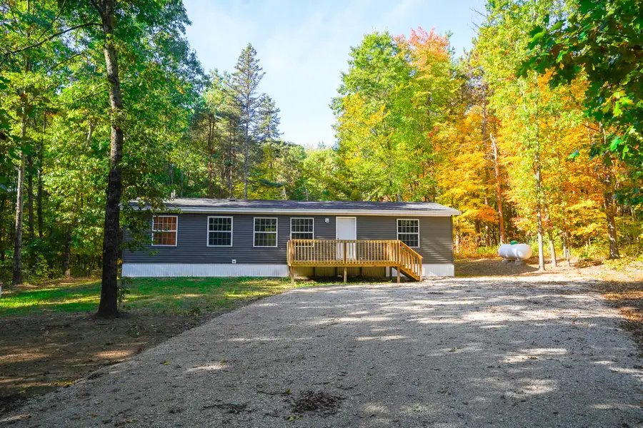 8955 Newcosta Avenue, Reynolds, MI 49329 - #3