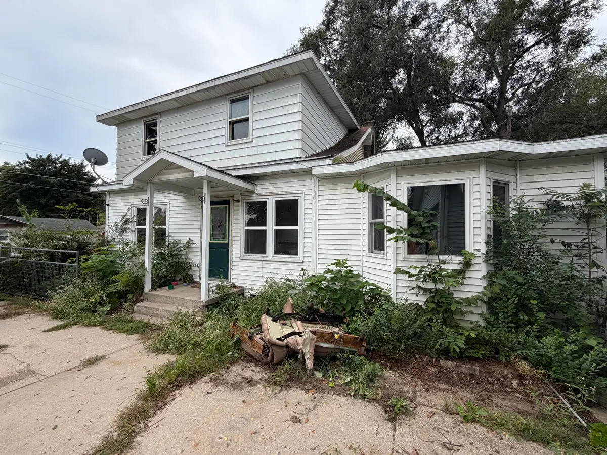 65 Warbler, Sparta, MI 49345 - #1