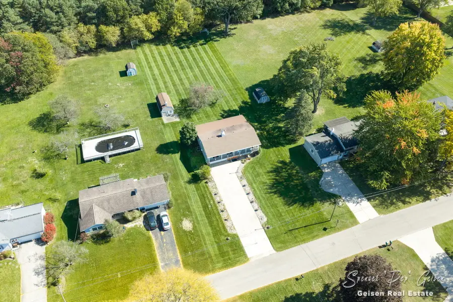 718 N State Road, Belding, MI 48809 - #3