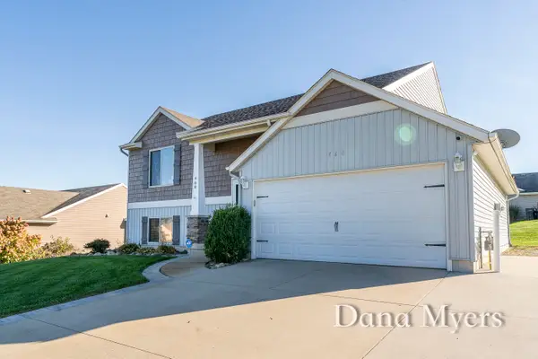 460 Green Ridge Drive SE, Caledonia, MI 49316