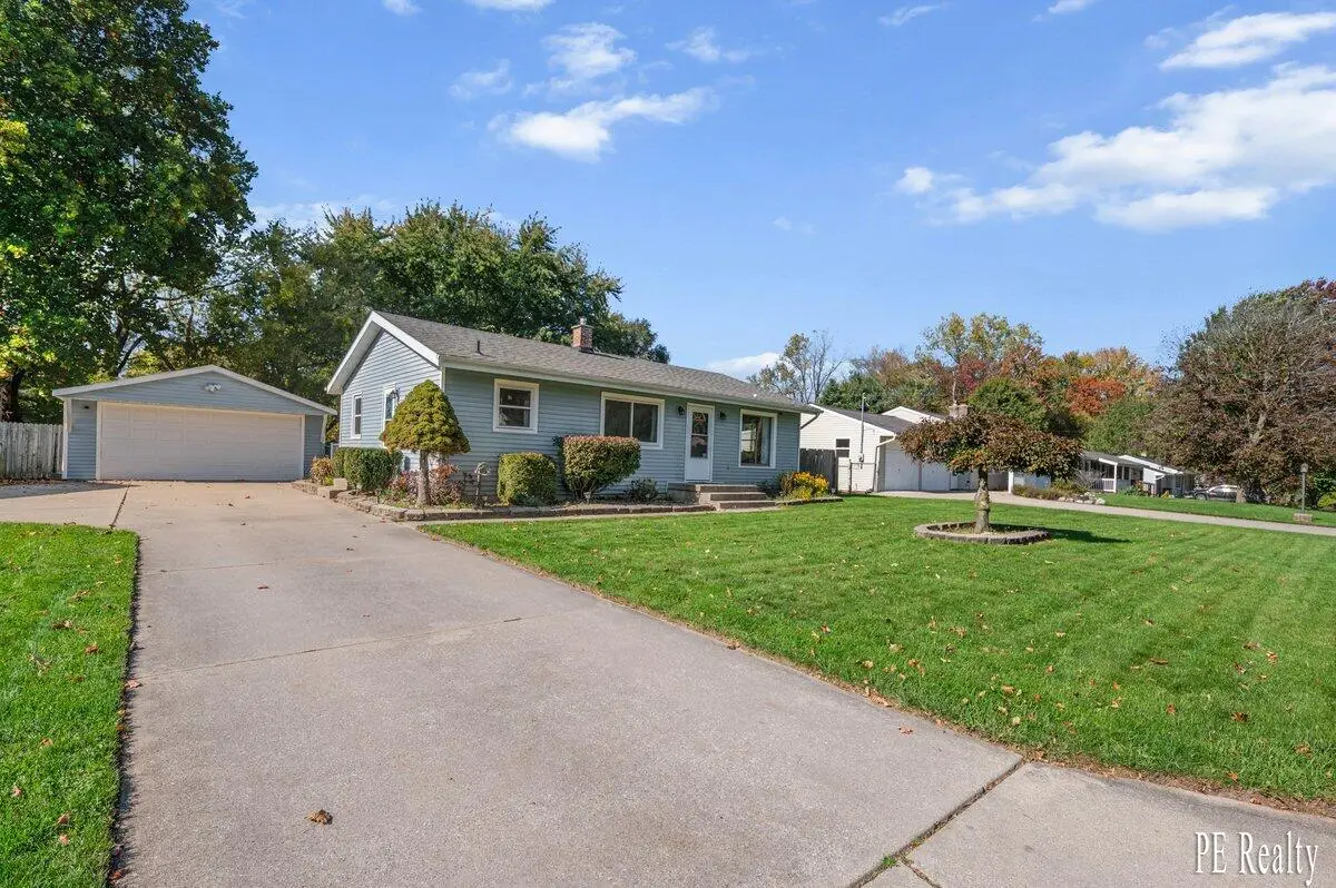 1515 Gridley Avenue NW, Grand Rapids, MI 49534 - #1