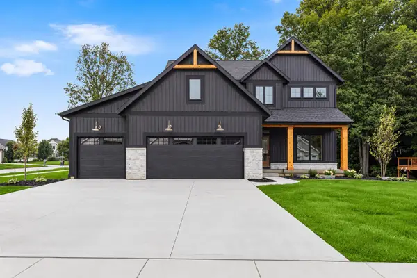 1800 Kingsland Drive SW, ByronCenter, MI 49315