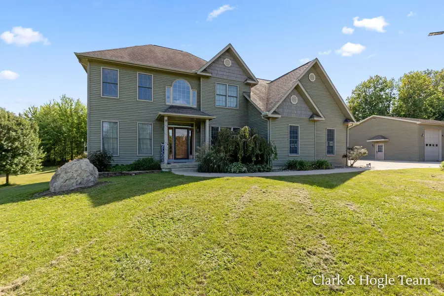 3859 W Kinsel Highway, Charlotte, MI 48813 - #3