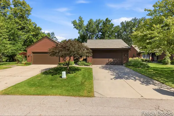 4197 Indian Spring Drive SW, Grandville, MI 49418
