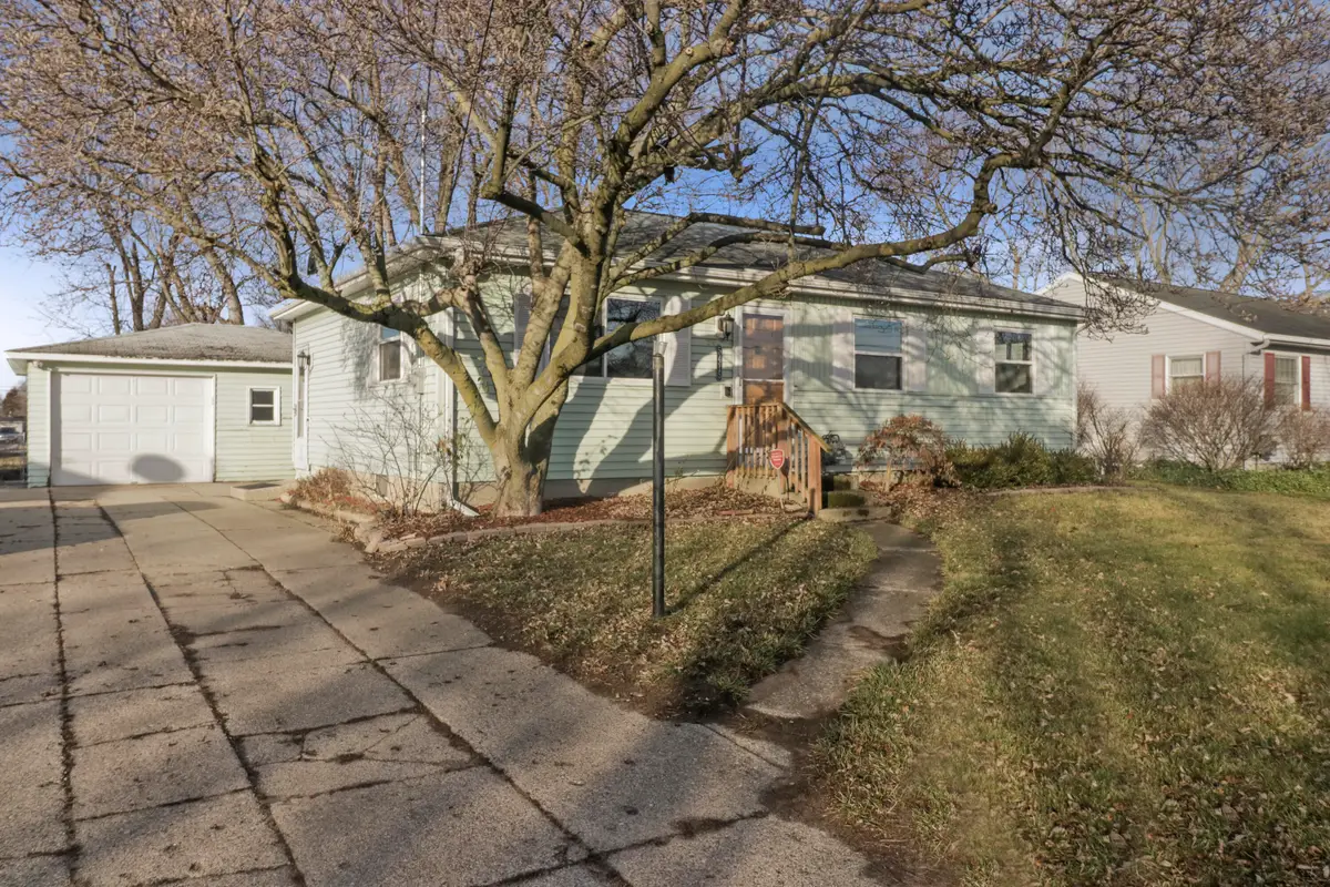 5415 Claudia Avenue SE, Kentwood, MI 49548 - #1