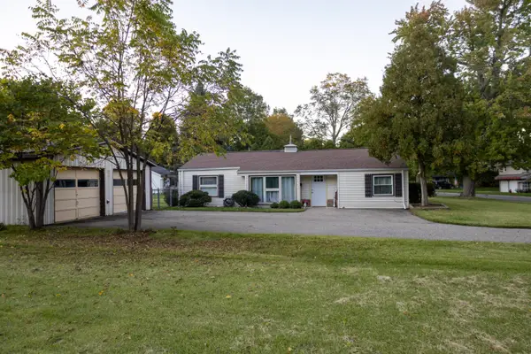 607 Main Street, Buchanan, MI 49107
