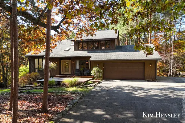 10970 Wellington Drive NE, Rockford, MI 49341