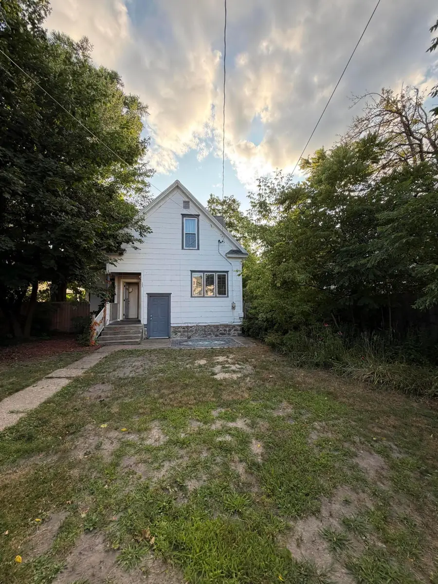 307 S Michigan Avenue, Big Rapids, MI 49307 - #2