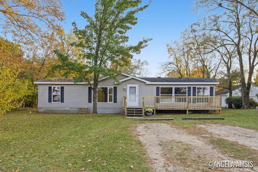 62 60th Street SW, Grand Rapids, MI 49548 - #2