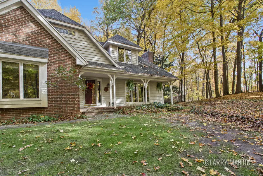 10112 E Rivershore Drive SE, Alto, MI 49302 - #3
