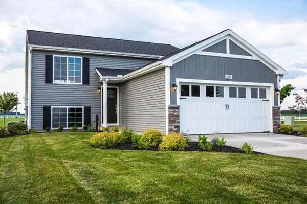 610 Manorwood Circle, BentonHarbor, MI 49022