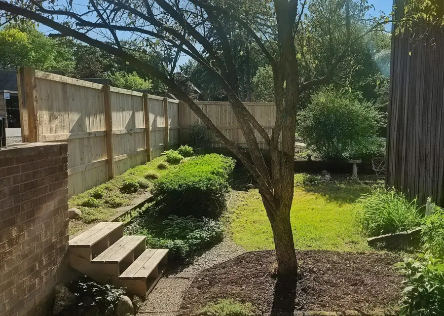 160 Carberry Hill Court Building: 40, Kalamazoo, MI 49006 - #2