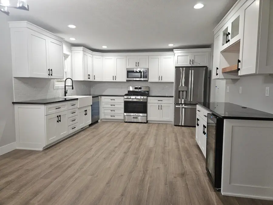51489 Willis Street, Antwerp, MI 49079 - #2