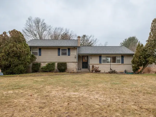 8397 N Riverview Drive, Kalamazoo, MI 49004
