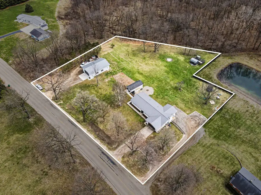 22381 N Angling Road, Centreville, MI 49032 - #3