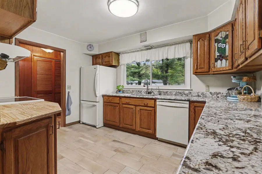 8690 E Main Street, Galesburg, MI 49053 - #3