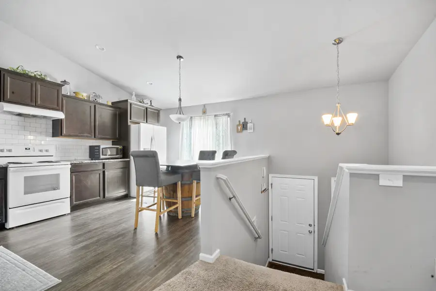 1015 Point Way, Lawton, MI 49065 - #2
