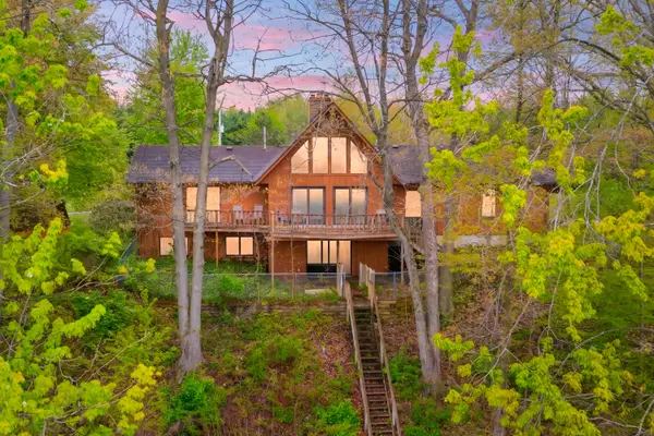 28323 Northern Bluff Drive, Gobles, MI 49055