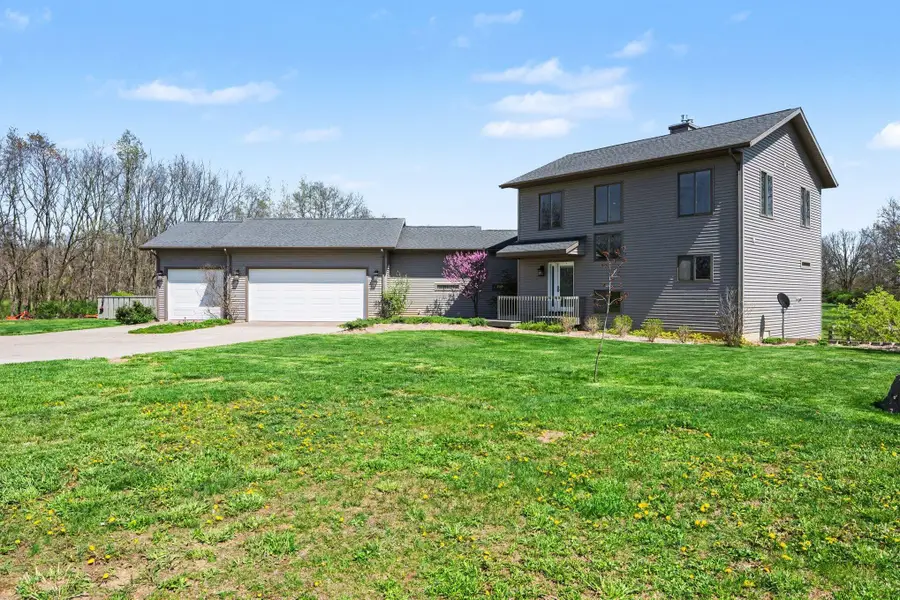 26401 27 1/2 Street, Gobles, MI 49055 - #2