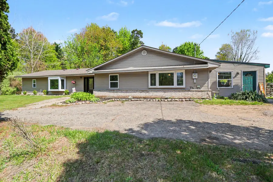 13321 R Drive N, Battle Creek, MI 49014 - #2