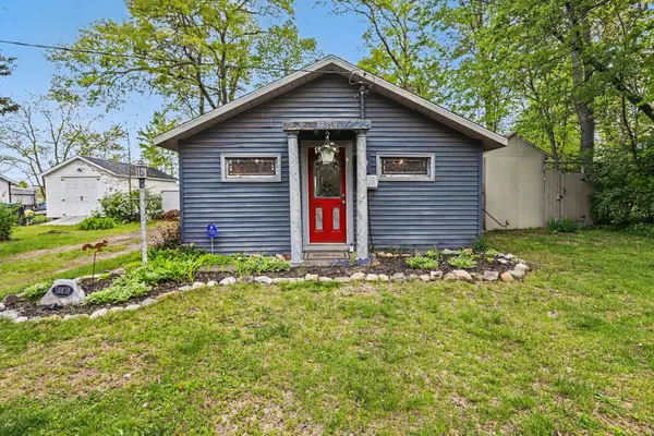 58858 River Heights Drive, ThreeRivers, MI 49093