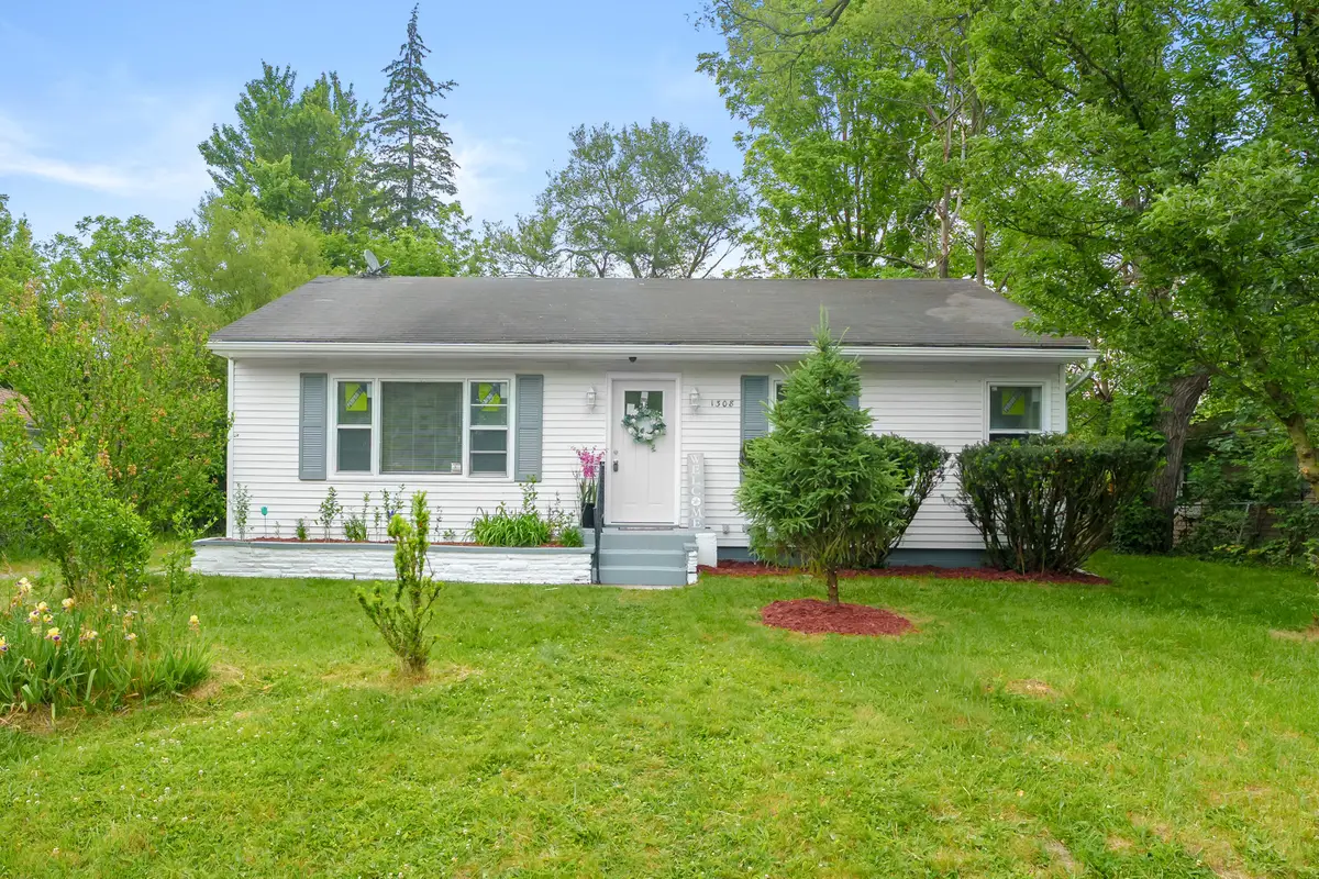 1308 Colgrove Avenue, Kalamazoo, MI 49048 - #1