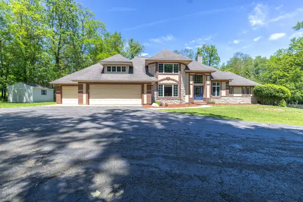 1722 W Kilgore Road, Kalamazoo, MI 49008