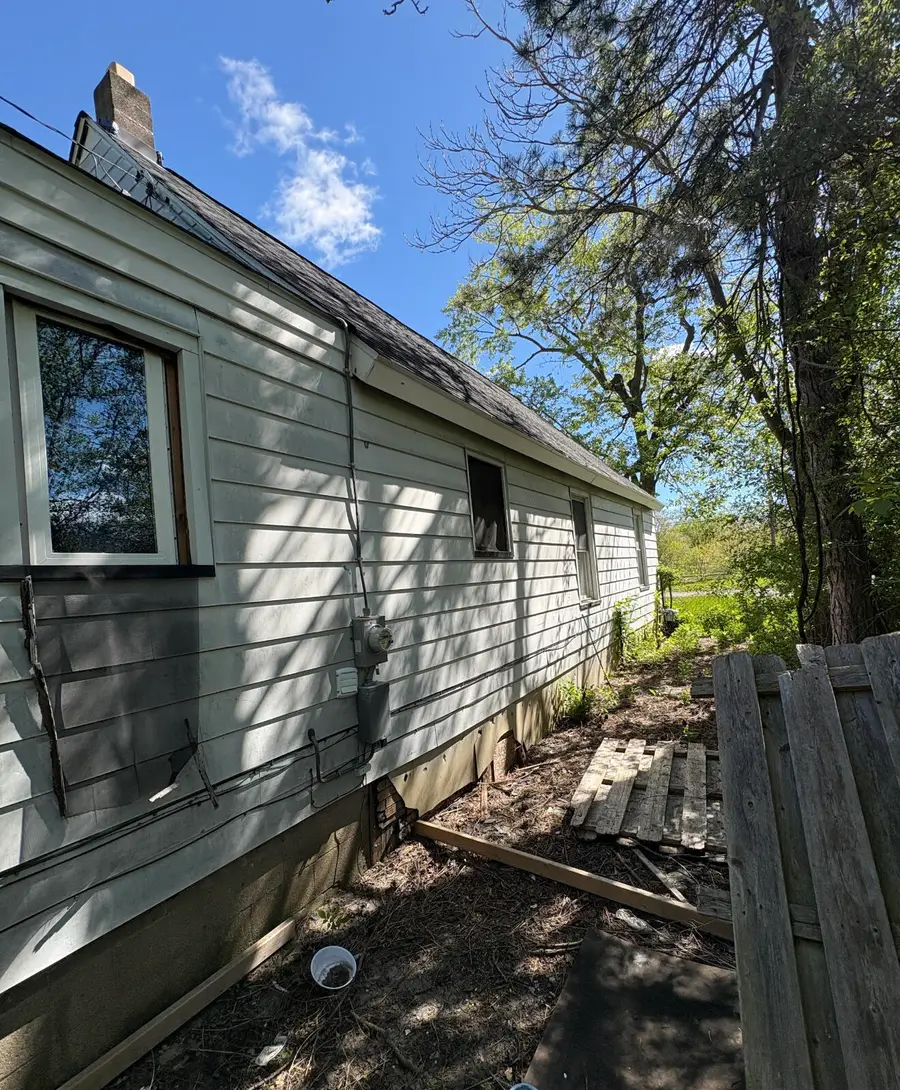 2121 Sheridan Avenue, Saginaw, MI 48601 - #2