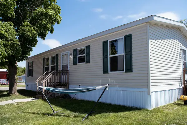 246 Center Green Meadow Street SE, GrandRapids, MI 49548