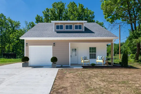 109 Miller Street, Dowagiac, MI 49047