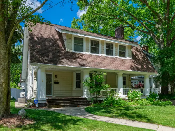 2318 Glenwood Drive, Kalamazoo, MI 49008