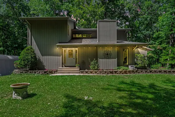 8656 W R Avenue, Kalamazoo, MI 49009