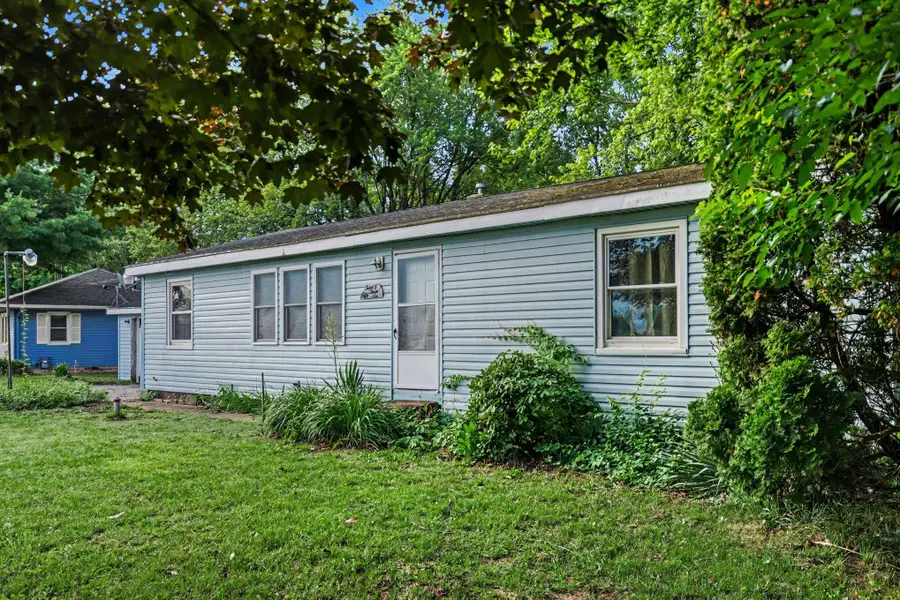 2356 E Napier Avenue, Benton, MI 49022 - #2
